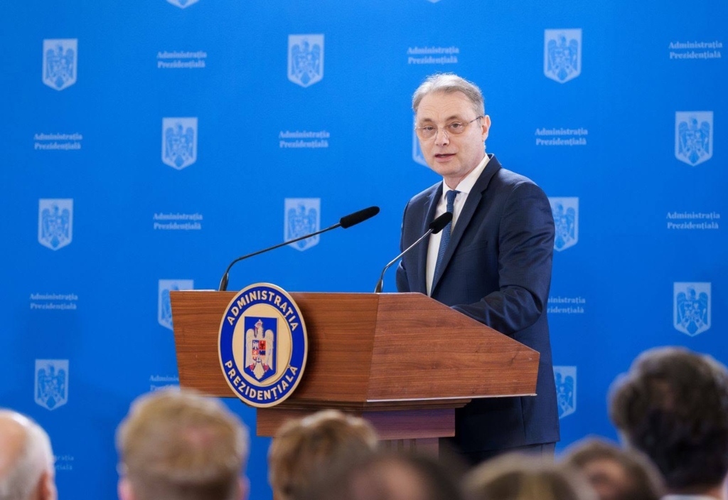 Luca Niculescu este desemnat premier; PNL ar putea susține un guvern în jurul PSD