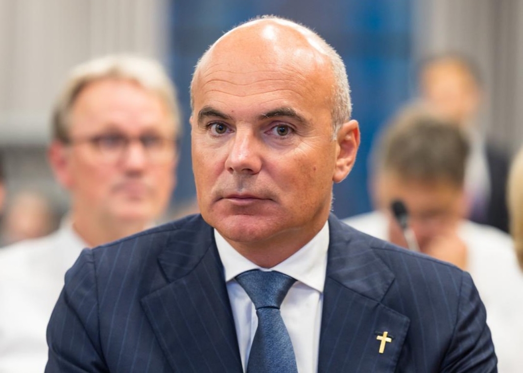Rareș Bogdan îi cere premierului interimar Ilie Bolojan să dialogheze cu fermierii din Piața Victoriei