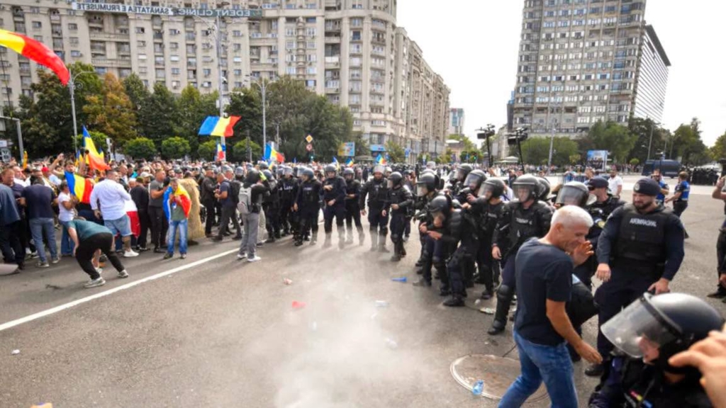 Adrian Cozma: Protestul fermierilor a fost deturnat de grupări extremiste în Piața Victoriei