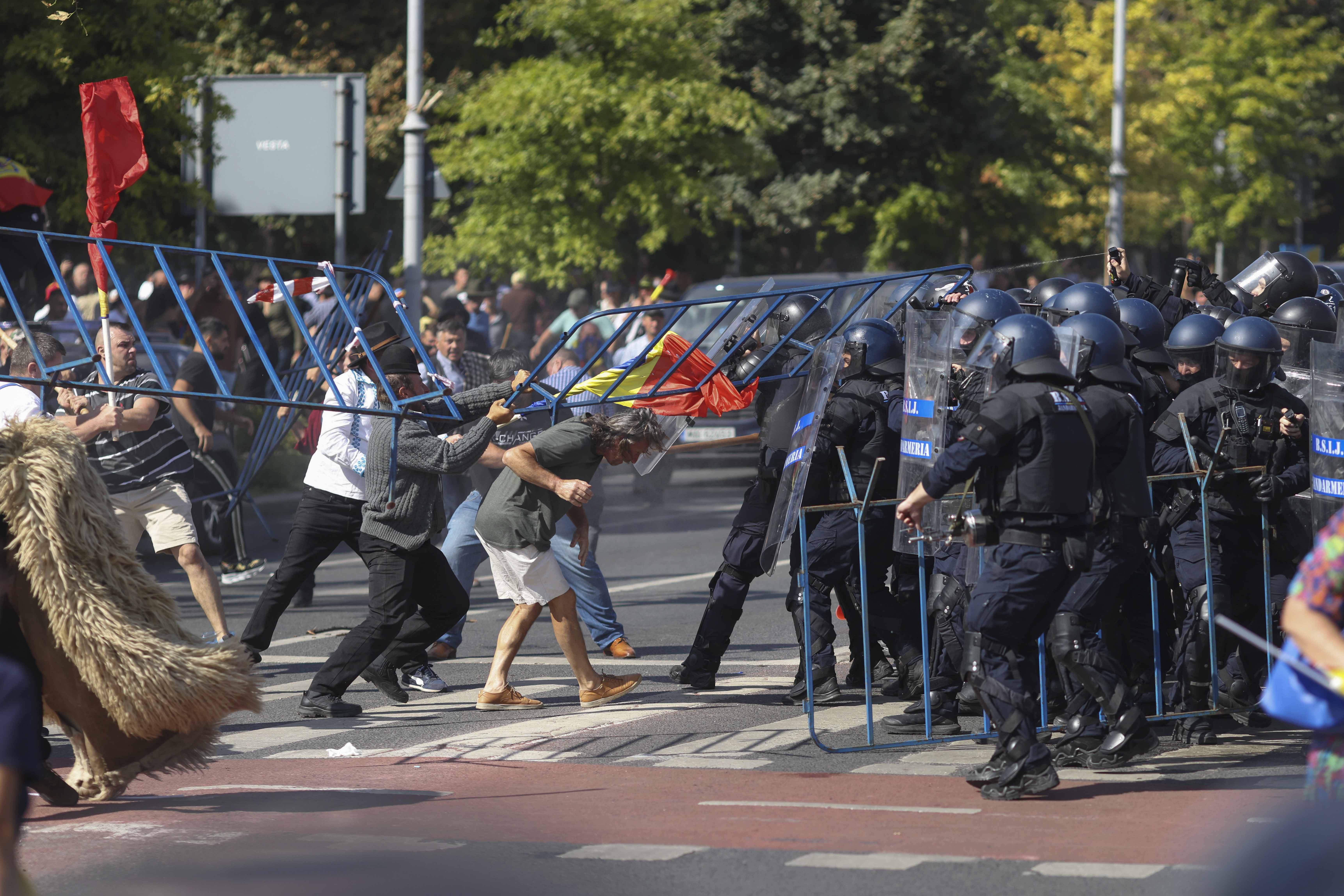 Apelul Consiliului Național al Audiovizualului către televiziuni în contextul protestelor din Piața Victoriei
