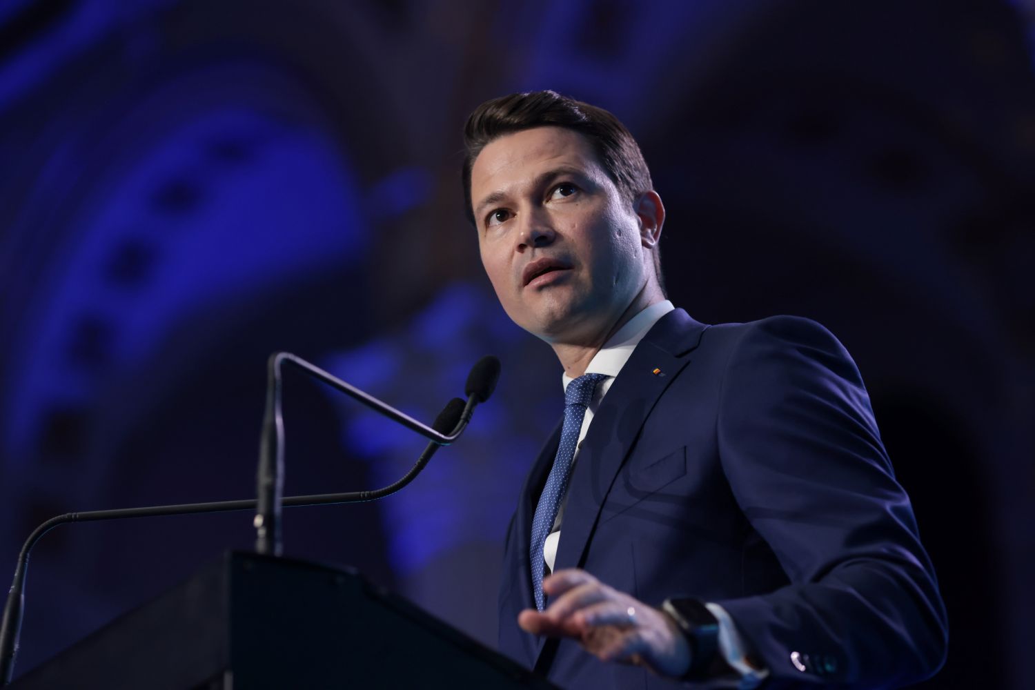Robert Sighiartău de la PNL: AUR ar trebui să intre la guvernare pentru a demonstra necompetența