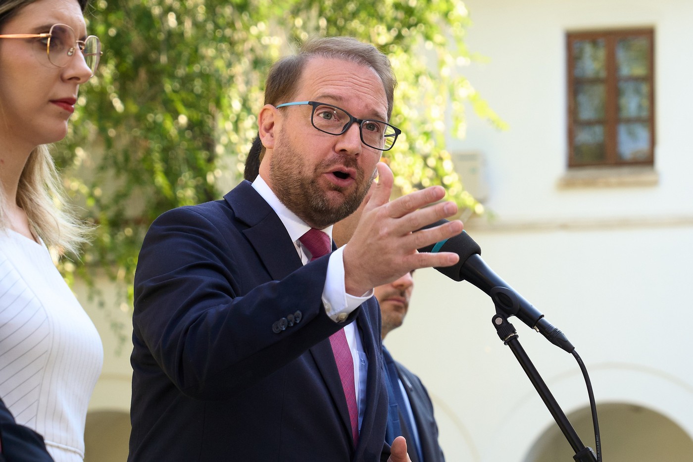 Dominic Fritz avertizează: USR nu va vota guvernul lui Luca Niculescu dacă PSD este prezent în cabinet