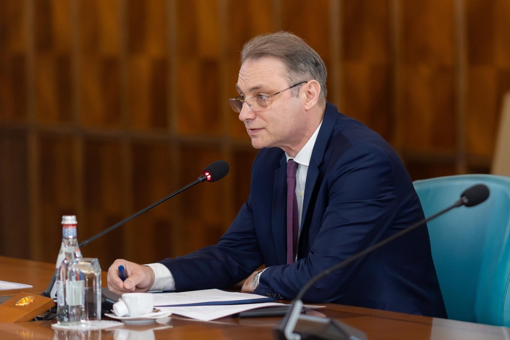 Luca Niculescu are trei variante pentru viitorul guvern: tehnocrat, politic sau mixt