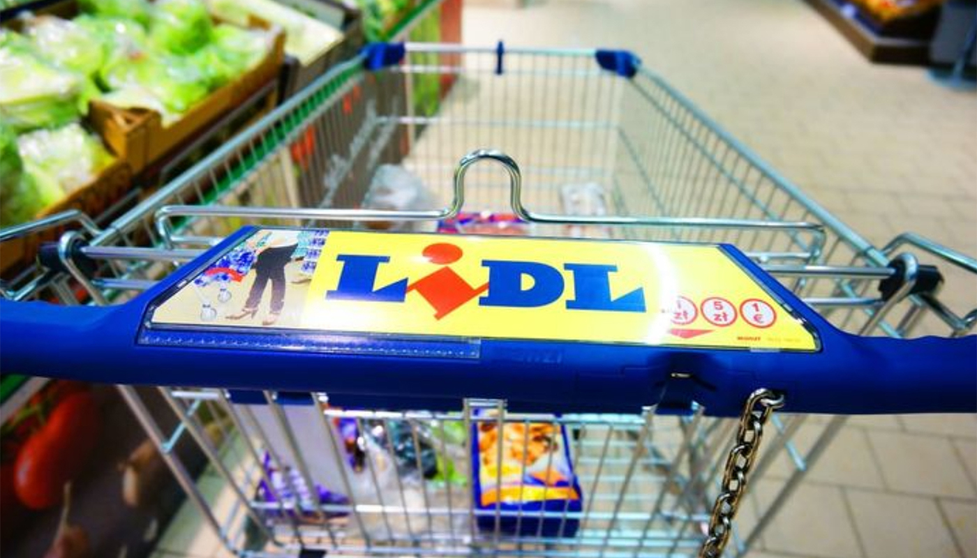 Bananele sunt printre cele mai vândute produse în magazinele Lidl din România