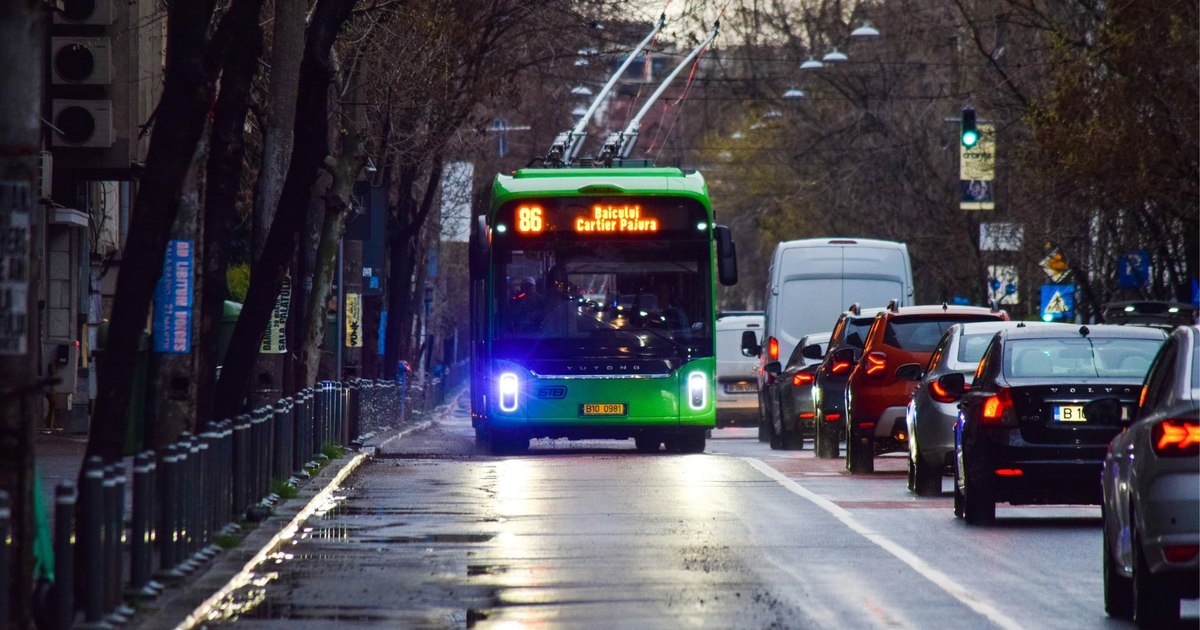 Bucureștiul va primi peste 87 de milioane de euro pentru înnoirea flotei de transport public STB