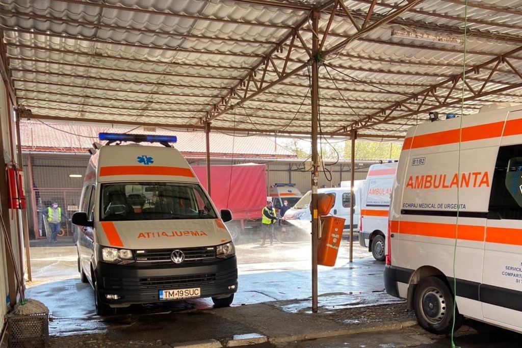 Serviciile de ambulanță din 17 județe sunt în criza financiară. Se cere rectificare bugetară urgentă