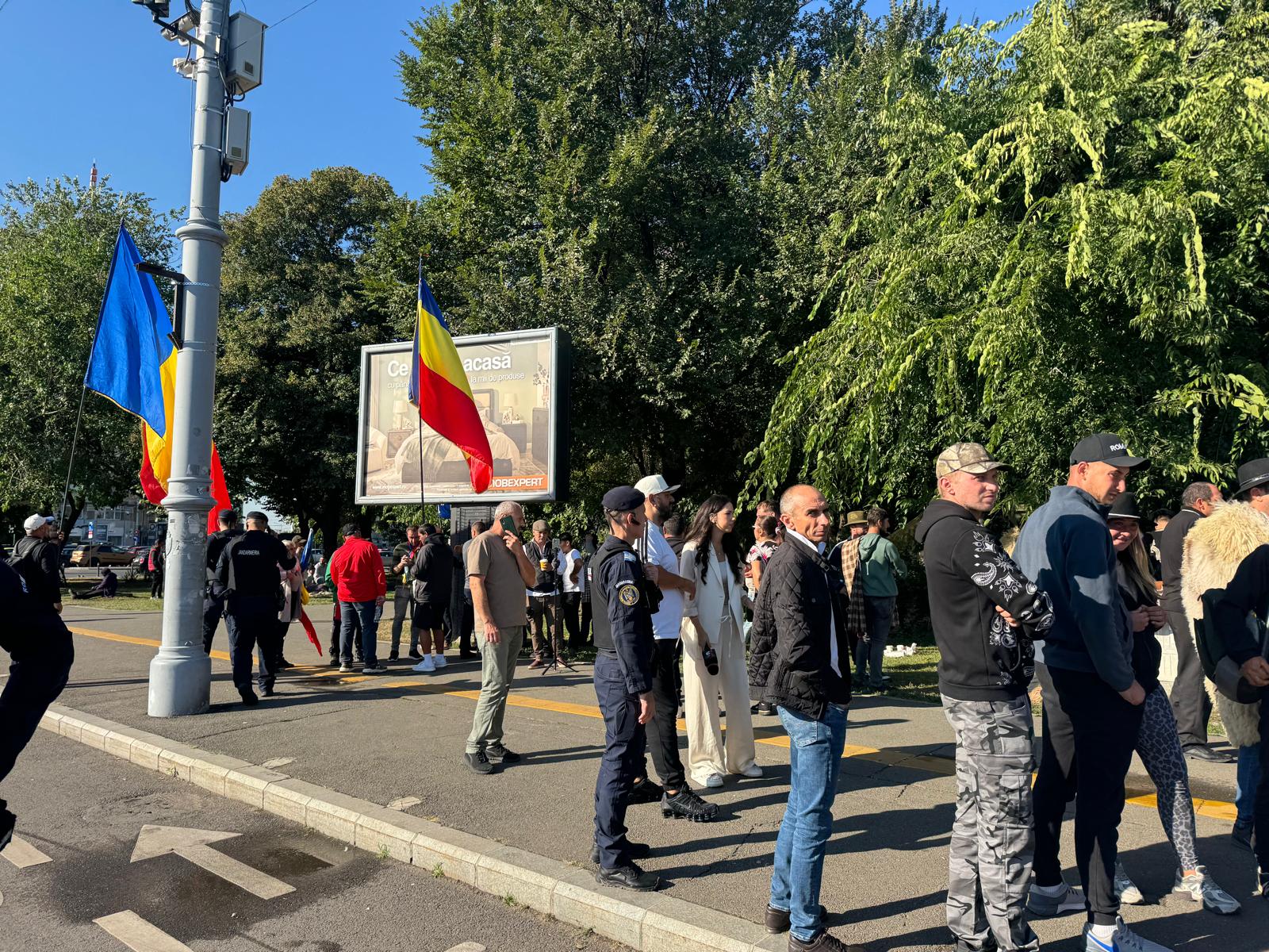 Protestul crescătorilor de animale continuă în Piața Victoriei. Ce revendică fermierii
