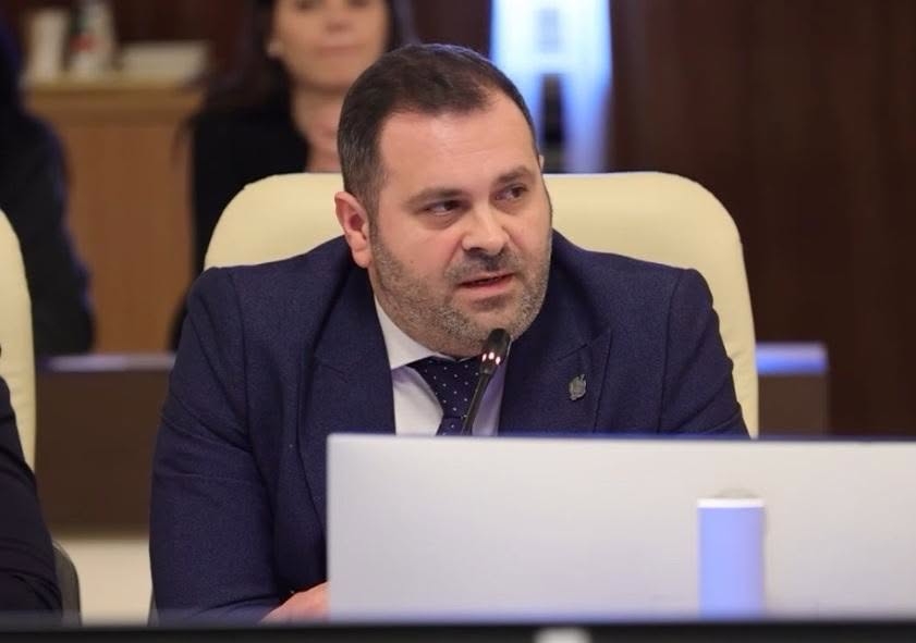 Cezar Drăgoescu critică PSD pentru dorința de guvernare fără asumarea responsabilității politice