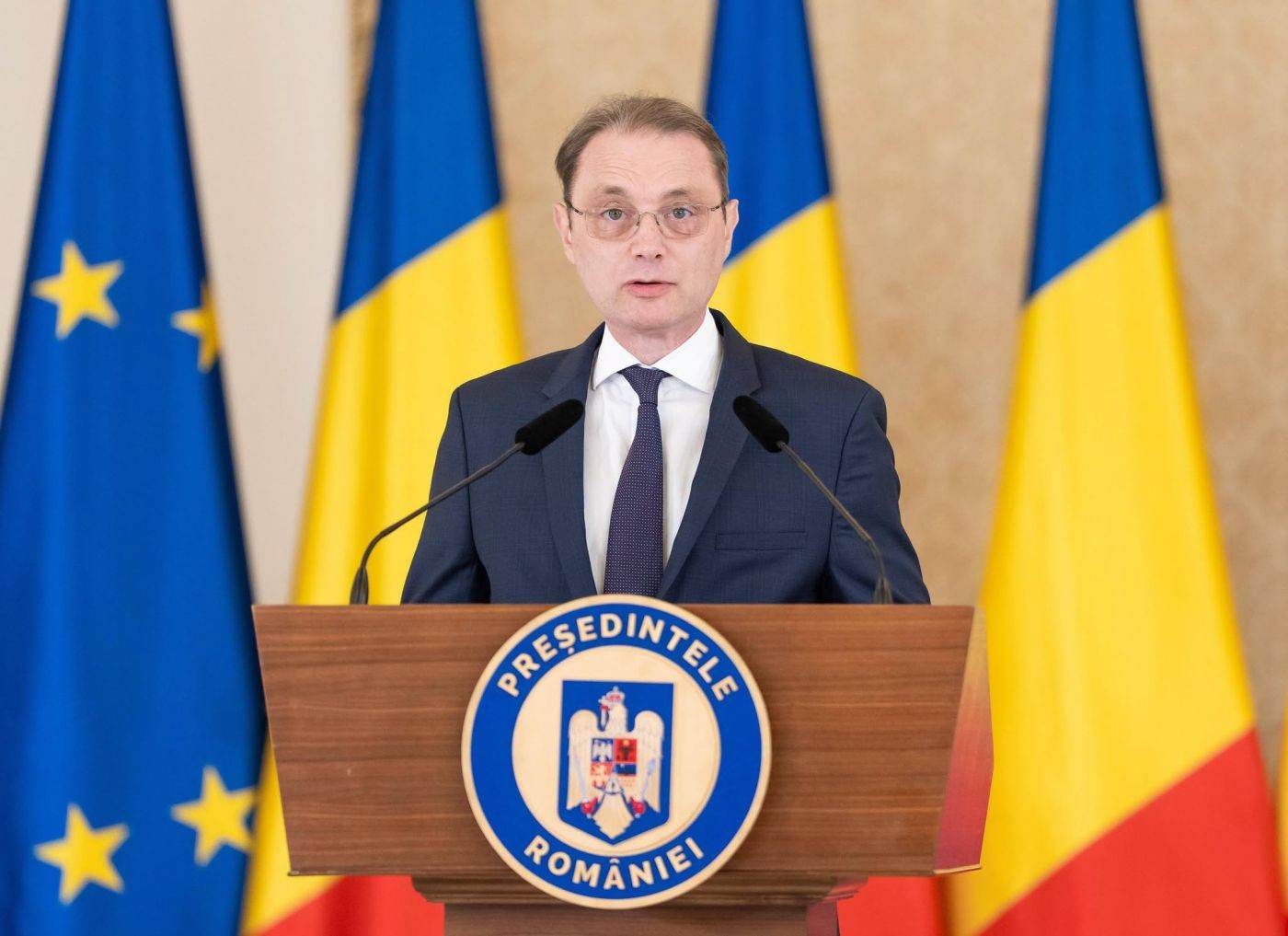 Luca Niculescu a început consultările la sediul PSD pentru stabilirea programului de guvernare