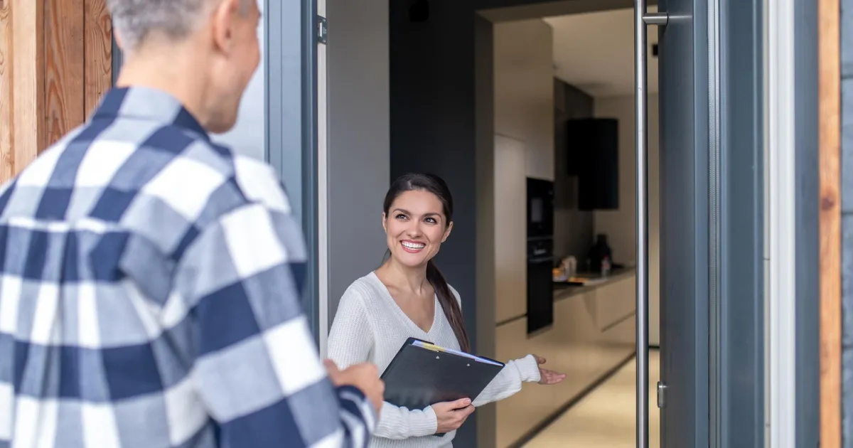 Când trebuie să permiți accesul președintelui de bloc în apartament. Ce sancțiuni pot apărea