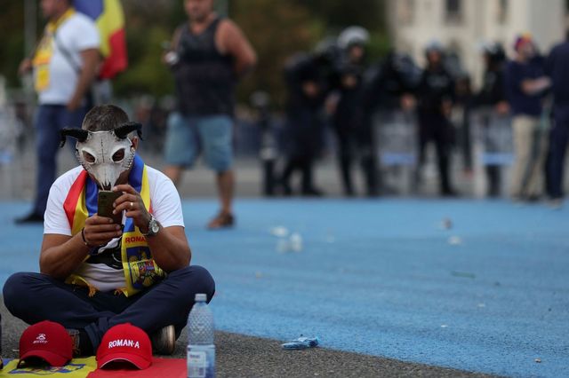Manifestația oierilor din Piața Victoriei: de la revendicări profesionale la confruntări și tensiuni politice