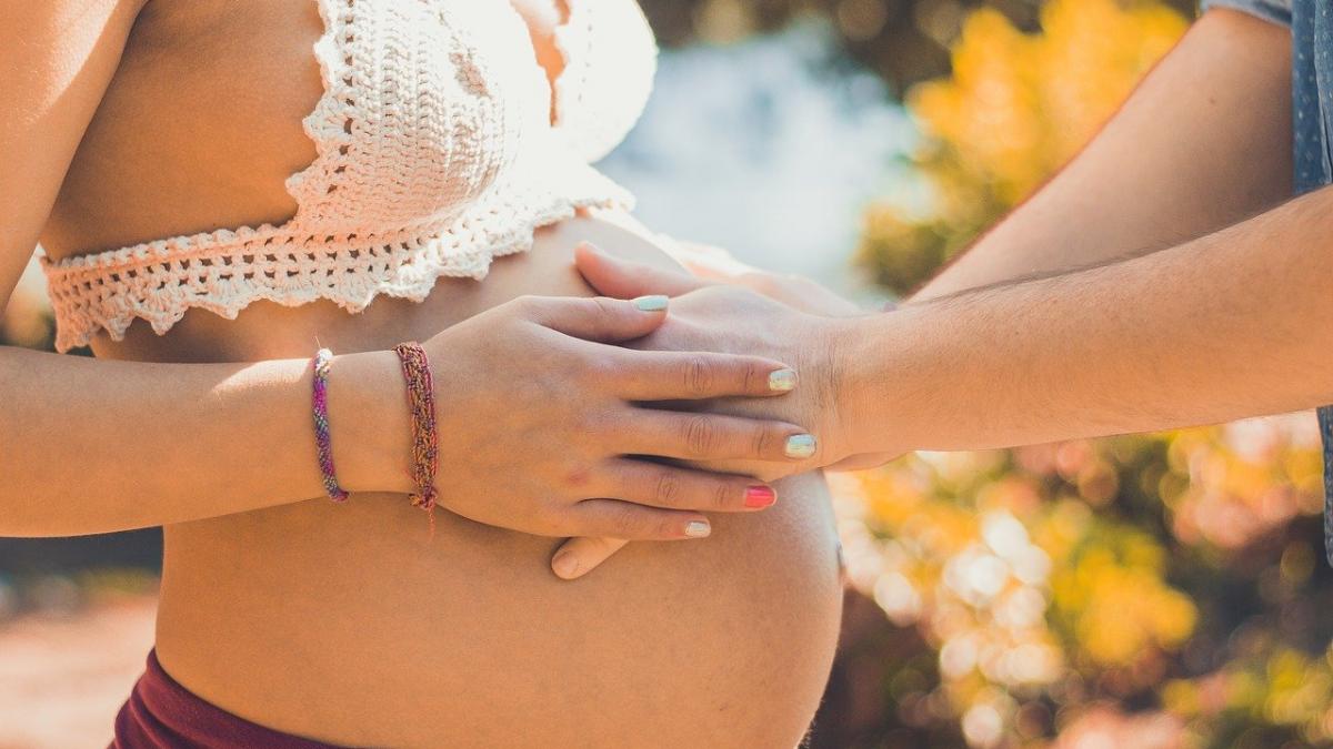 Căldura extremă crește riscul de naștere prematură pentru femeile însărcinate