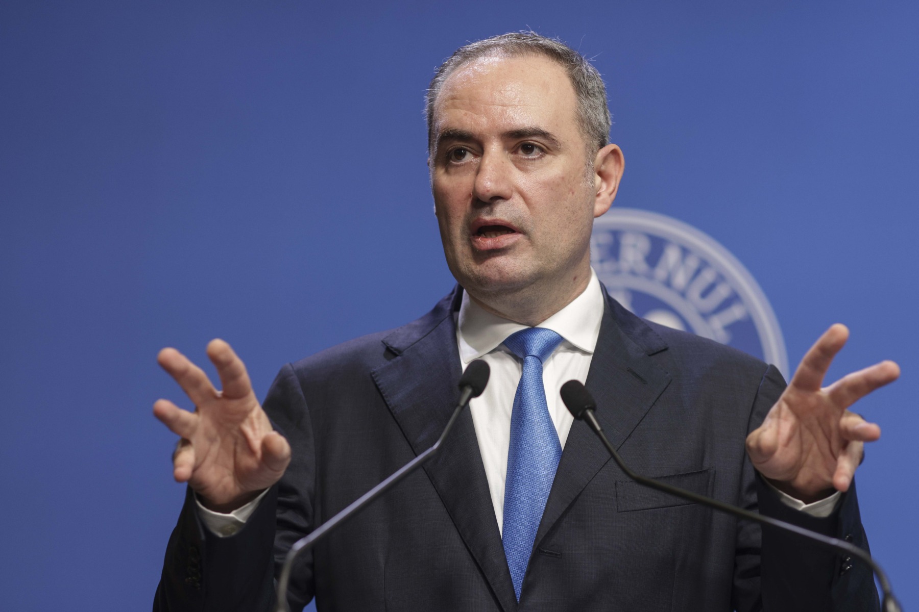 Alexandru Nazare este favorit pentru funcția de prim-ministru, în contextul consultărilor cu Nicușor Dan