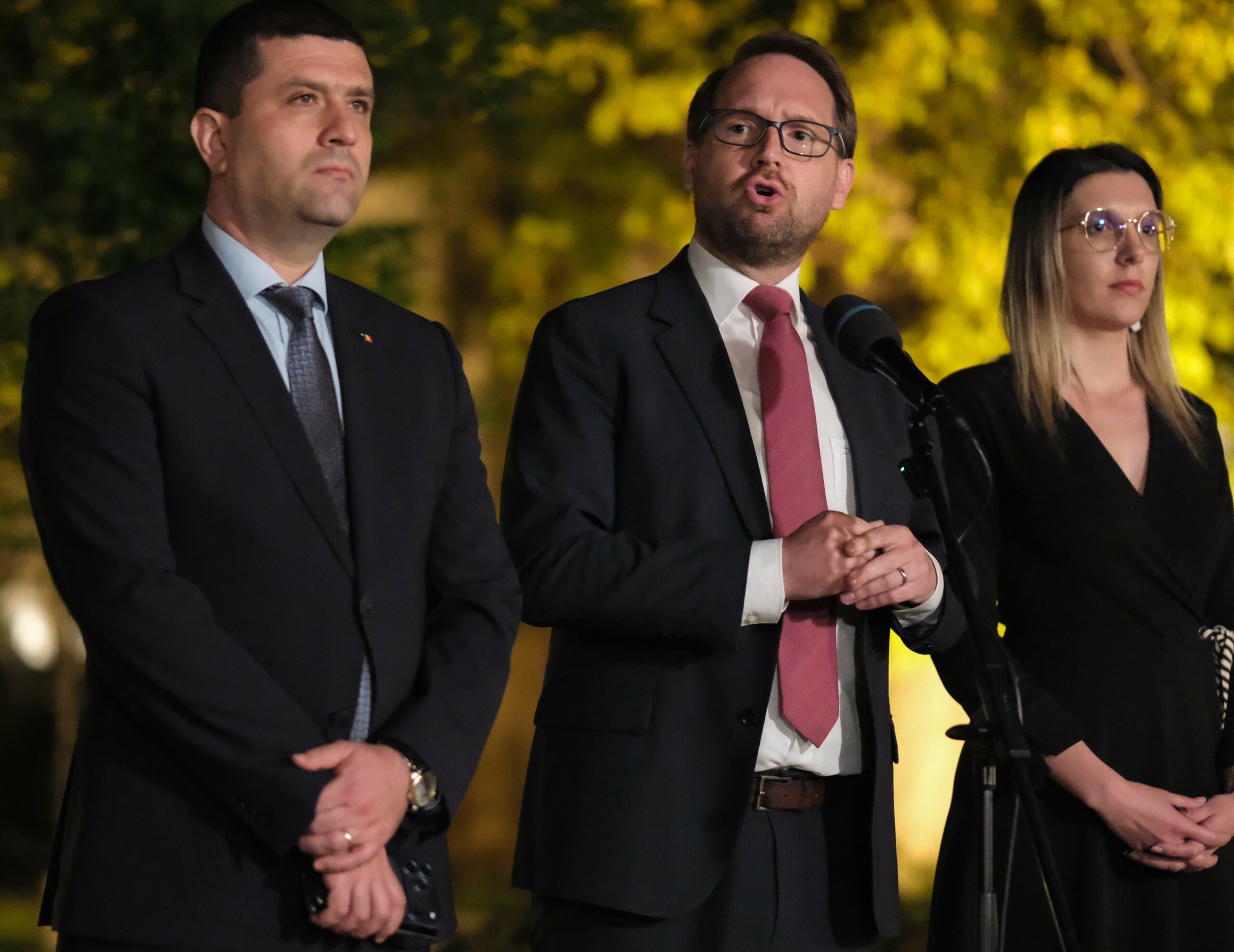 USR refuză o coaliție cu PSD și propune alternanța la guvernare