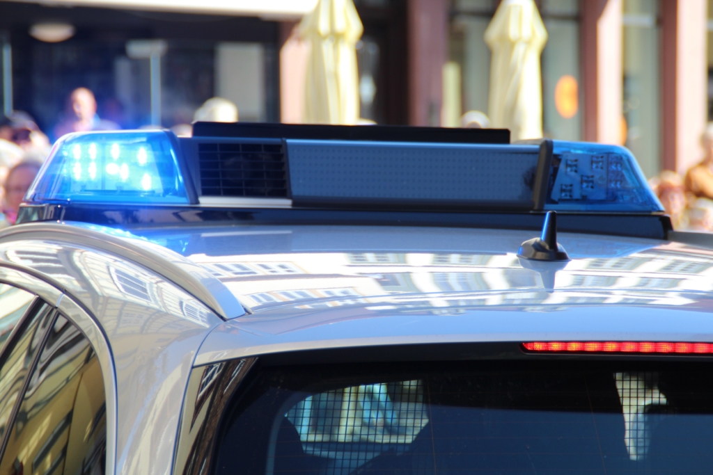 Trei bărbați au fost reținuți după ce au agresat doi frați în zona Pieței Obor din București