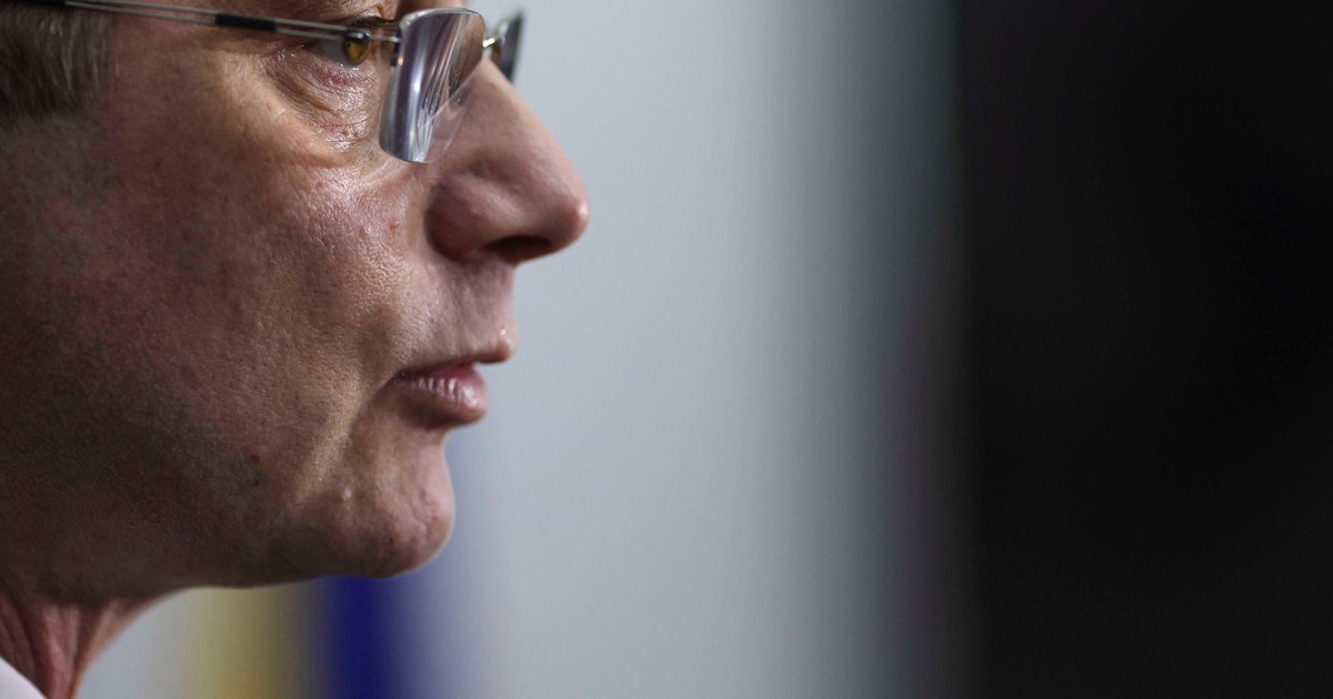 Analiză despre criza politică din România: Cum au erodat compromisurile dintre PSD și PNL stabilitatea țării