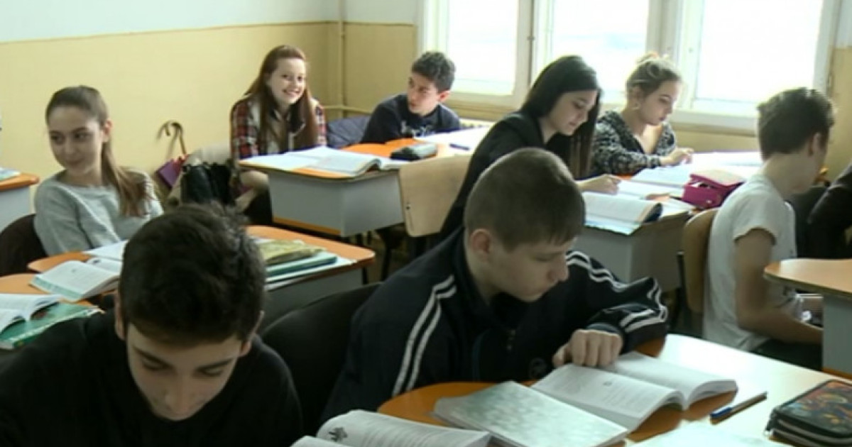Proiect de lege care ar putea schimba modul în care copiii primesc alocația: suma de 292 de lei ar putea fi redusă