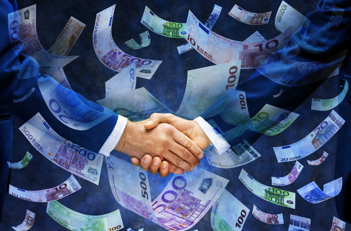 Camera Deputaților a adoptat legea privind conturile de economii și investiții