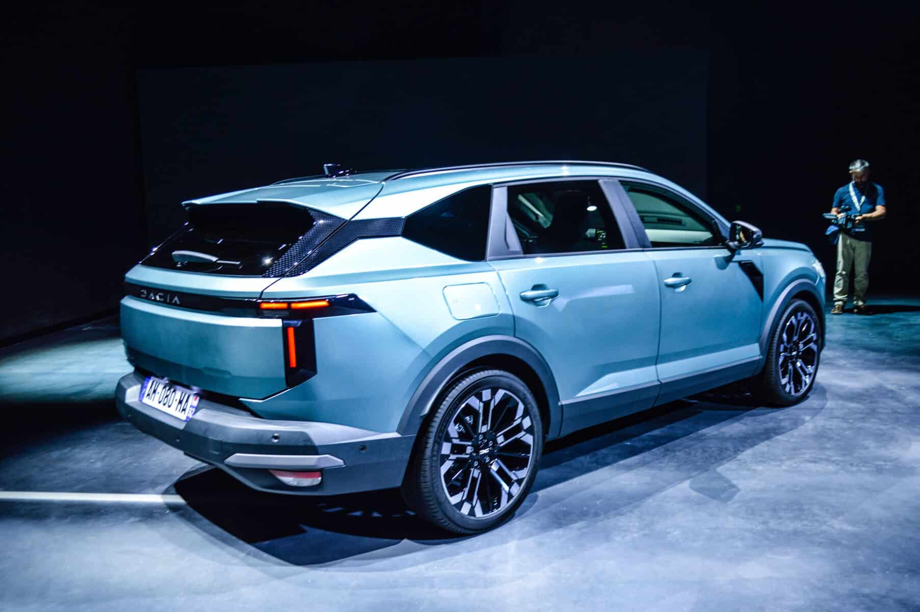 Dacia deschide comenzile pentru noul model Striker în România: prețuri și detalii tehnice