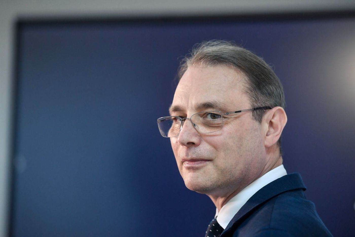 Luca Niculescu anunță depunerea programului de guvernare și a listei de miniștri la Parlament joi