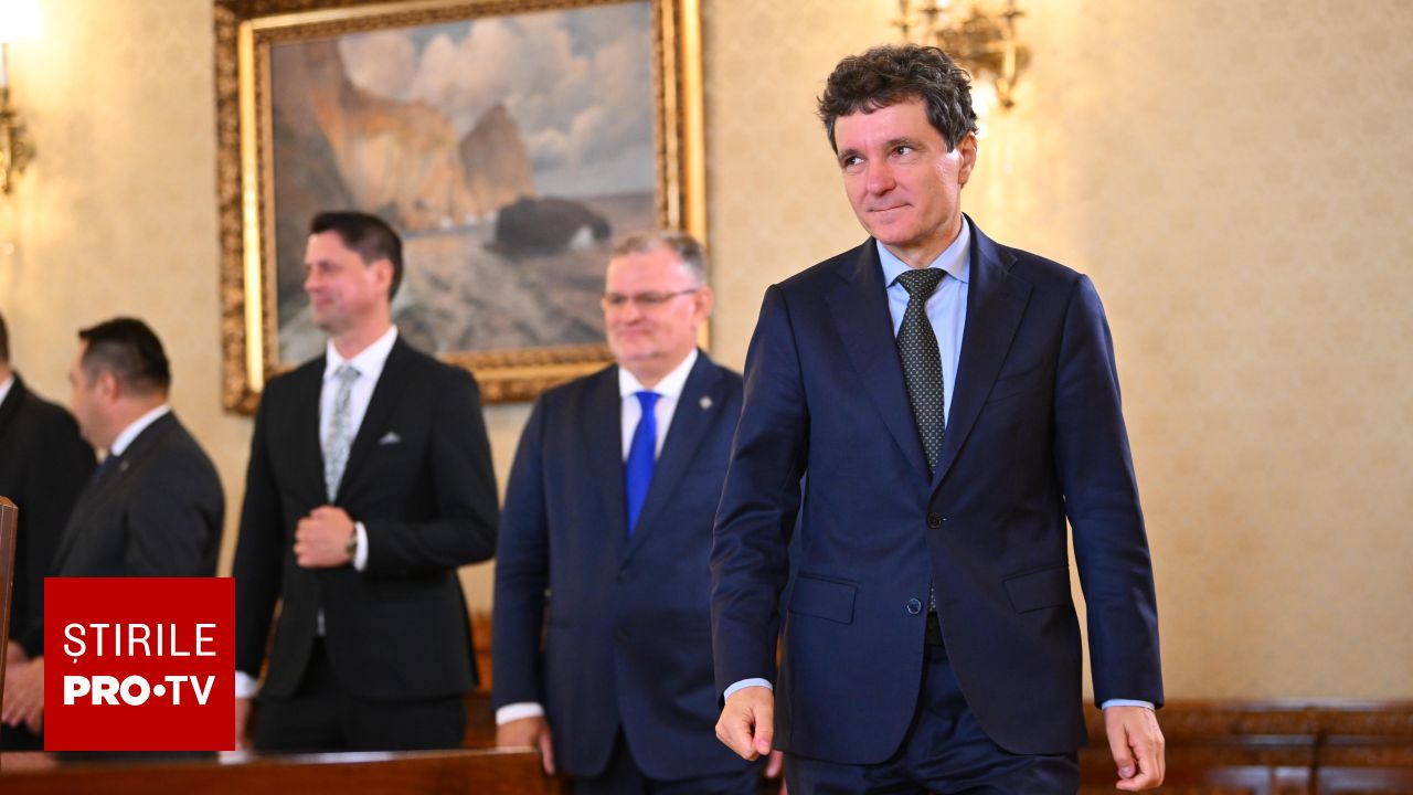 Nicușor Dan ia în calcul dizolvarea Parlamentului. Luca Niculescu caută voturile pentru noul Guvern