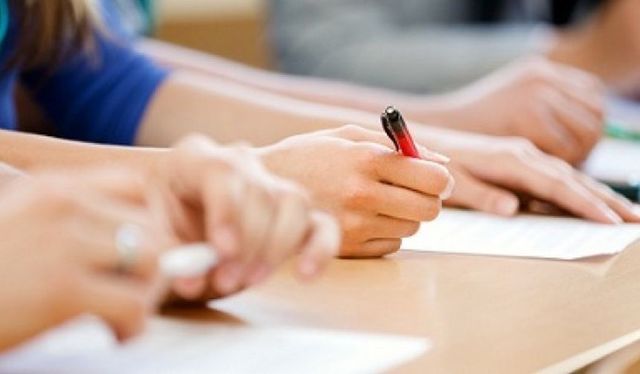 Eliminate de la concursul pentru directori două directoare ale unor colegii de prestigiu din București