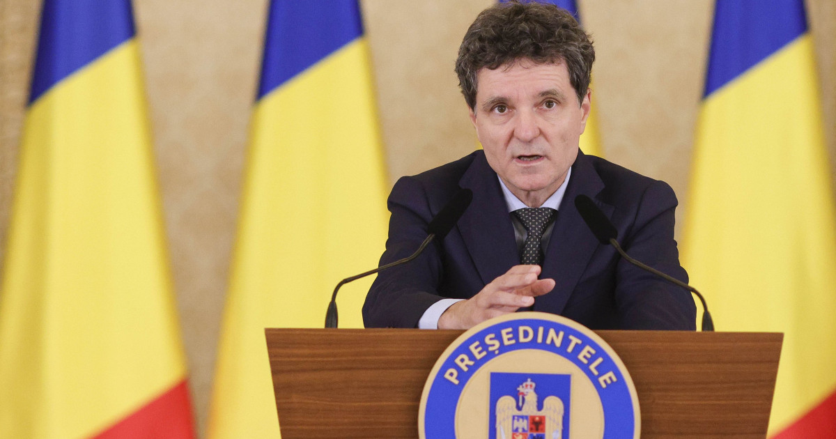 Nicușor Dan amenință cu dizolvarea Parlamentului dacă nu se ajunge la un acord pentru Guvernul Luca Niculescu