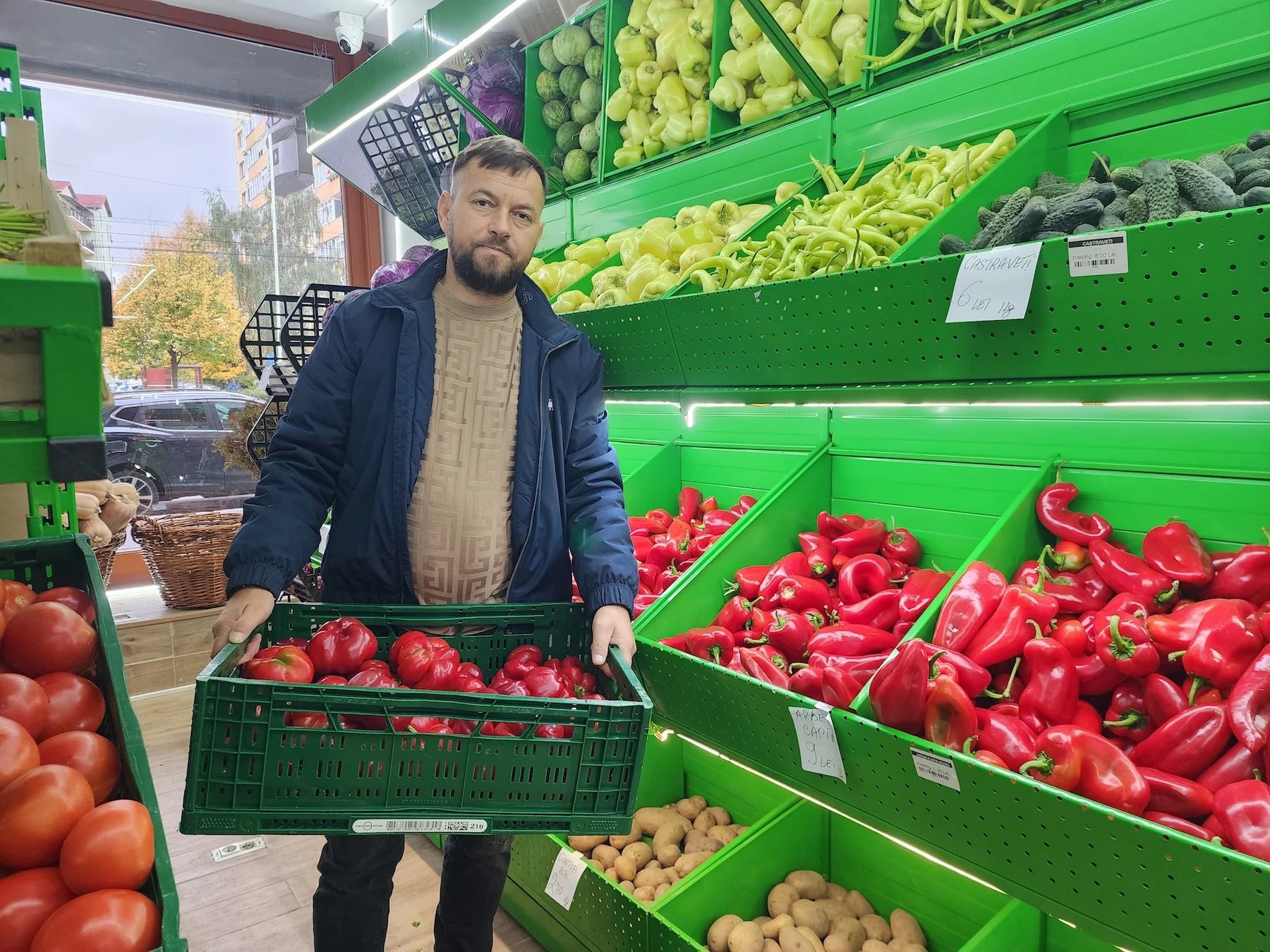 O cooperativă de fermieri din Giurgiu deschide primul aprozar în Sibiu, într-un fost spațiu de jocuri de noroc